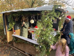 Read more about the article Weihnachtsmarkt an der Pfarrscheune