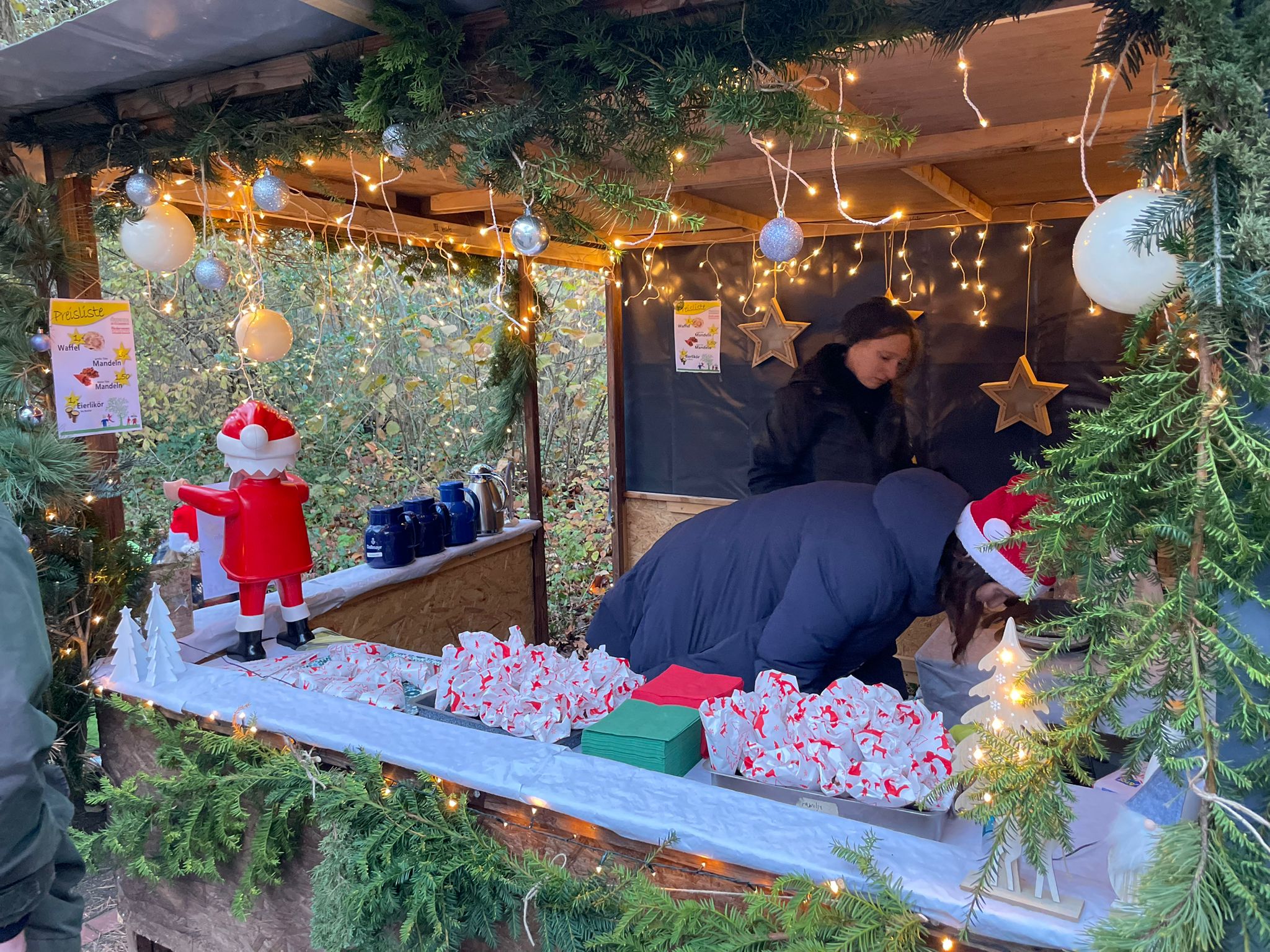 Weihnachtsmarkt an der Pfarrscheune